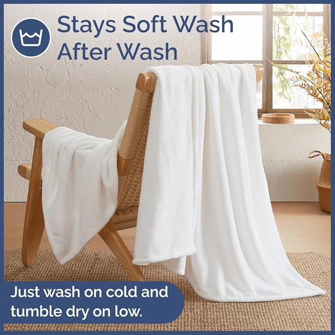 Ultra Soft Fleece Blanket Twin Size - Flannel Fleece Luxury Twin Blanket - Lightweight for Couch Bed Chair - Thick, Warm and Breathable - All Season Cozy Fuzzy, Anti-Static Microplush Bedding, White