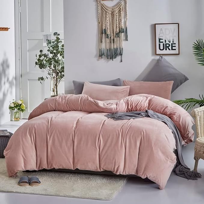 CLOTHKNOW Pink Fluffy California King Comforter Set Velvet Bedding Comforter Sets Soft Flannel Comforter with 2 x Pillow Cases