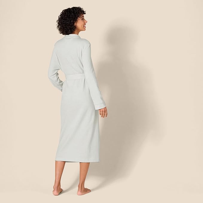 Amazon Essentials Women's Lightweight Waffle Full-Length Robe (Available in Plus Size)