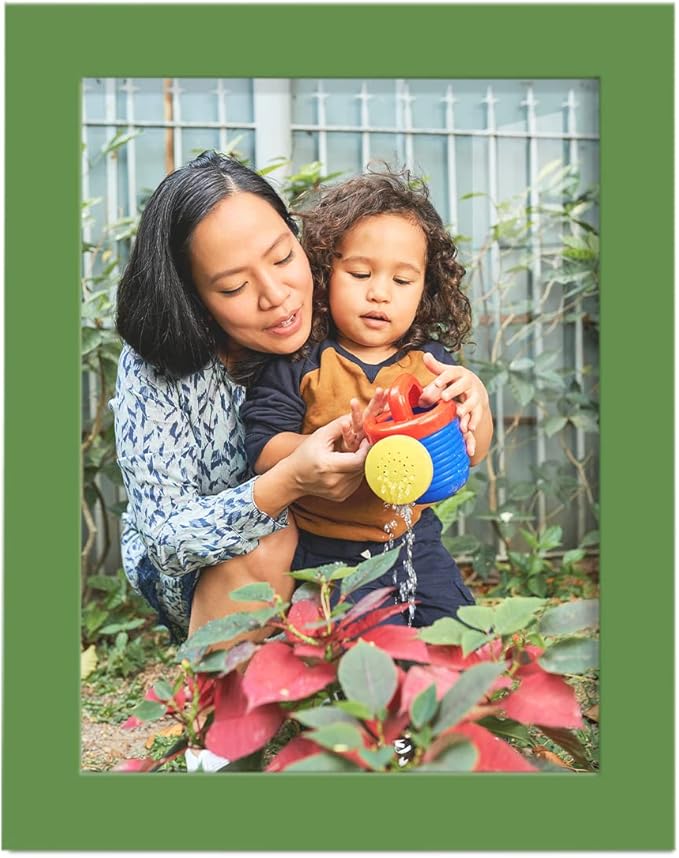 Renditions Gallery 6x8 inch Picture Frame High-end Modern Style, Made of Solid Wood and High Definition Glass Ready for Wall and Tabletop Photo Display, Green Frame