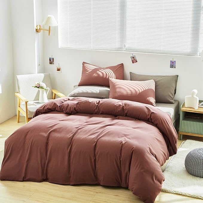 Luxlovery Brick Red Comforter Set California King Dark Rust Bedding Comforter Set Solid Blackish Red Soft Breathable Blanket Quilts 3 Piece Bedding Set for California King Bed