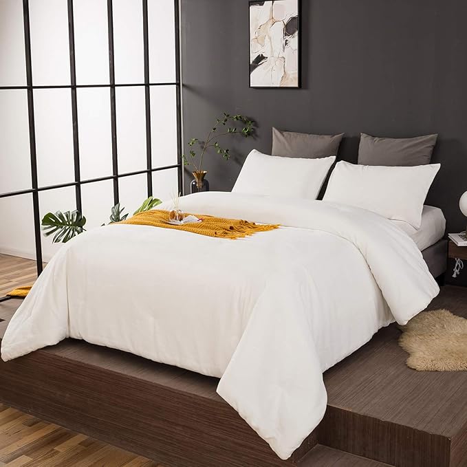 Luxlovery White Fluffy Comforter Cal King Velvet Bedding Set California King Solid Sherpa Micromink Blanket Quilts Winter Warm Plush Flannel Bedding Comforter for Women Men