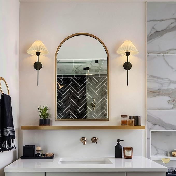 Wall Sconces Sets of 2, White Pleated Fabric lampshade Matte Black Wall Lamp, Column Bracket Wall Lighting, Bathroom Dresser Hardwired lamp Fixture, Applicable to Living Room, Bedroom and Dining Room