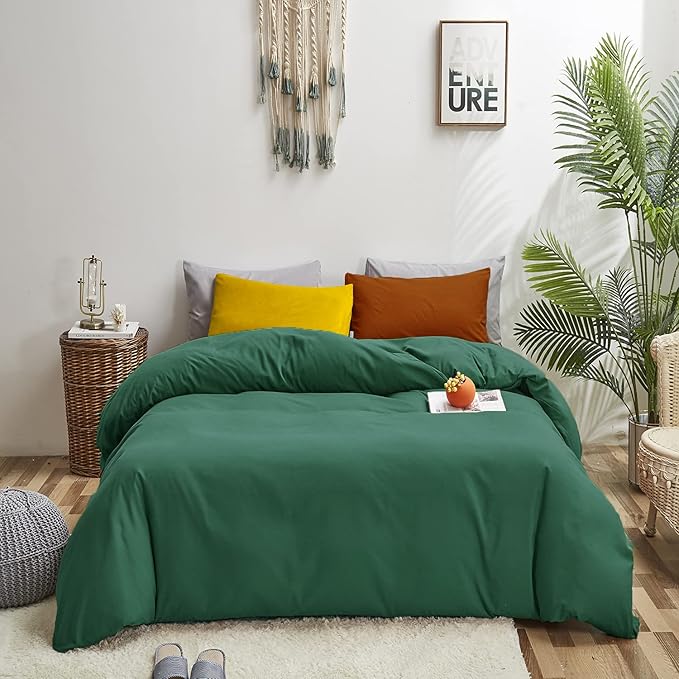 Luxlovery Emerald Green Comforter Set Queen Dark Green Bedding Comforter Set Modern Solid Forest Green Cotton Blanket Quilts Cozy Soft Breathable 1 Comforter with 2 Yellow/Caramel Pillowcases