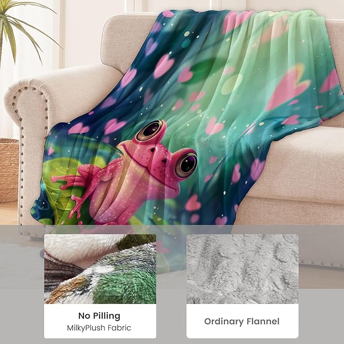 Frog Blanket for Women Men Adults, Flannel Frog Blankets Gifts, Frog with Love Heart Throw Blanket for Sofa Couch Bed Living Room Soft Warm Cozy Frog Decor 40" x 50"