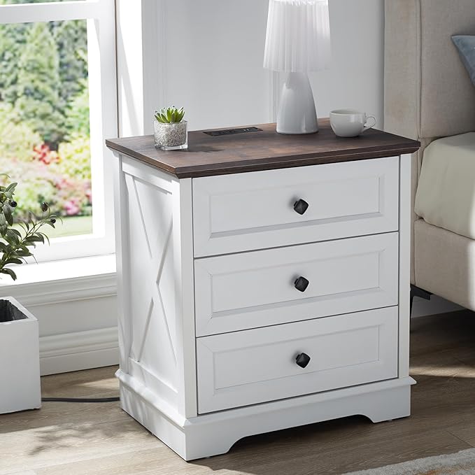 Farmhouse 3 Drawers Dresser for Bedroom, Rustic Small Chest of Drawers with Charging Station, Wood Closet Organizers, White Modern Tall Nightstand/End Table for Bedroom, Living Room, Entryway