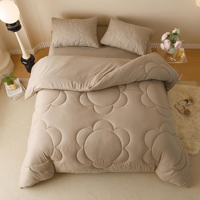 Luxlovery Cream Coffee Comforter Set Twin Light Cream Coffee Quilts Khaki Bedding Comforter Set Solid Plain Color Soft Breathable Tapue Comforter for Teens Kids