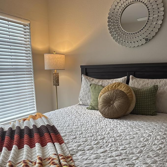 Oneach 62” Modern Floor Lamp for Living Room, Gold Boho Standing Lamp with Unique Rattan Design, Rotary Switch, Farmhouse Tall Lamps for Bedroom Office Dining Room (Without Bulb)