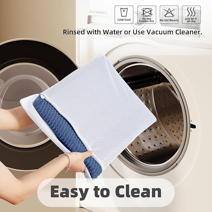 Bathroom Runner Rugs, Long Bath Mat Runner Washable Thin Quick Dry Low Pile Bathroom Runner Rugs Non Slip, Navy Blue 24"x70"