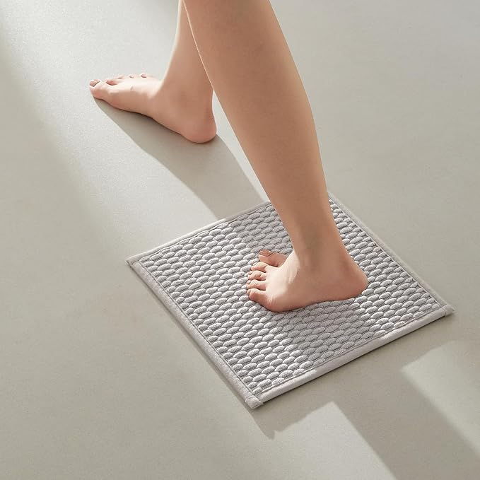 Small Bathroom Rugs, Non Slip Washable Bath Rugs Super Absorbent Bathroom Rug Thin Quick Dry Low Pile Bath Mats, Light Grey 12"x12"