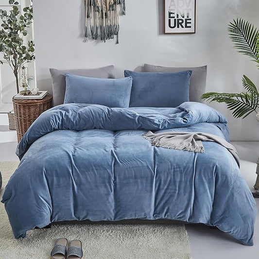 Luxlovery Blue Velvet Comforter Cal King Lake Blue Fluffy Plush Bedding Comforter Set Warm Flannel Haze Blue Micromink Sherpa Quilts Blanket Soft Cozy Puffy Comforter Set for Women Men