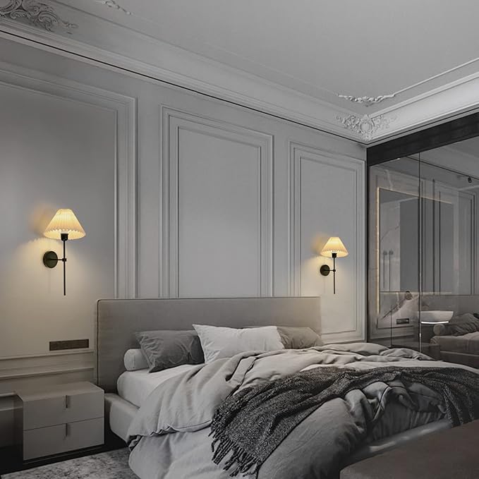 Wall Sconces Sets of 2, White Pleated Fabric lampshade Matte Black Wall Lamp, Column Bracket Wall Lighting, Bathroom Dresser Hardwired lamp Fixture, Applicable to Living Room, Bedroom and Dining Room