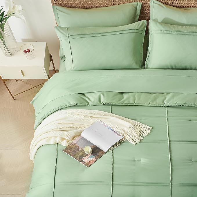 Yogeneg Full Size Comforter Set 7 Piece Bed in a Bag,Grid Pinch Pleat Sage Green Bedding Set,Striped Textured Soft Microfiber Comforter with Sheet Set,All Season Complete Bed Set(Sage Green,Full)