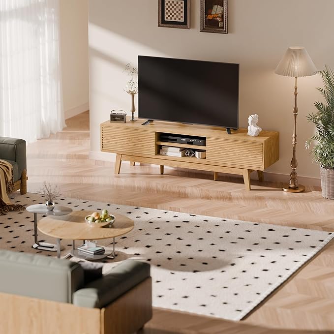 59" TV Stand, Mid Century Modern Television Stand for 43/55/65 inch TV, Low Profile TV Console with Fluted Sliding Doors, Boho Light Wood Credenza for Living Room, Oak