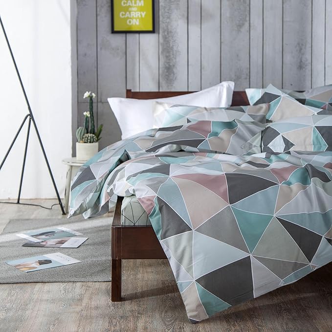 mixinni Boho Queen Colorful Triangle Pattern Comforter Set Queen Size Bed Fluffy Geometric Pattern Comforter for Boys Women and Men, 1 Geometric Comforter and 2 Pillow Shams, All Season-Queen Size