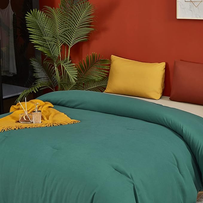 Luxlovery Emerald Green Comforter Set King Dark Green Bedding Set Soft Breathable Blanket Quilts Set with 2 Pillowcases Women Men King Bed