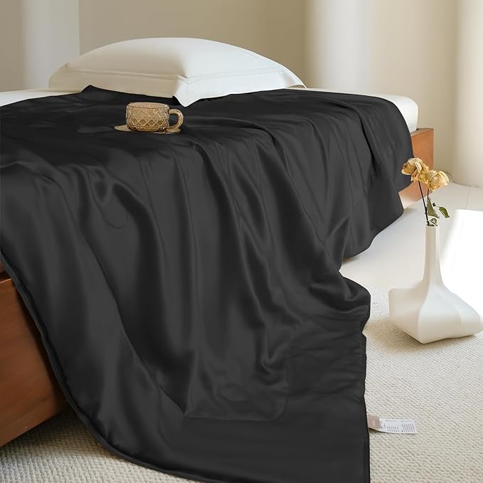 THXSILK Silk Blanket, 100% Mulberry Silk Cooling Throw, Soft and Lightweight Blanket for Bedroom, Sofa, Travel, All-Season (Black, King)