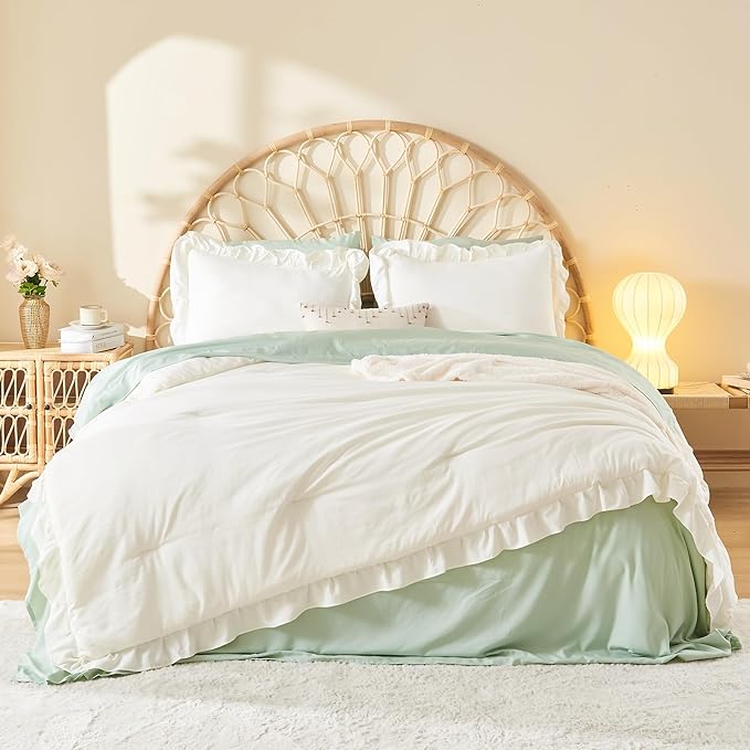 Litanika Queen Comforter Set Ivory, 3 Pieces Cream Ruffle Farmhouse Aesthetic Bedding Comforter Set, Lightweight Fluffy Microfiber Bed Set (90x90In Comforter, 2 Pillowcases)