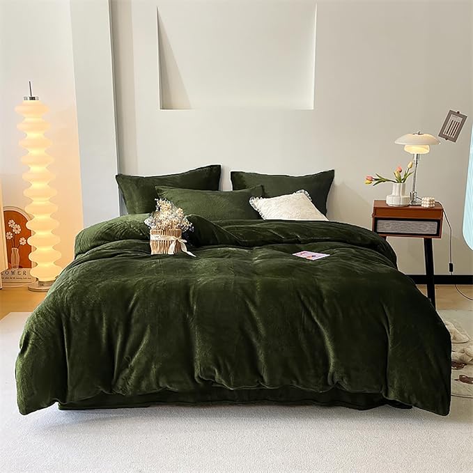 Luxlovery Army Green Velvet Comforter Set Green Flannel King Bedding Comforter Set Solid Olive Green Plush Blanket Minimalist Bedding Set Soft Blanket Quilts Fluffy Winter Comforter Set