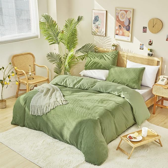 Sage Velvet Comforter Set Full Light Green Fluffy Flannel Bedding Set Winter Plush Blanket Quilts Soft Thick Warm Grass Green Comforter Set for Women Men Full Bed