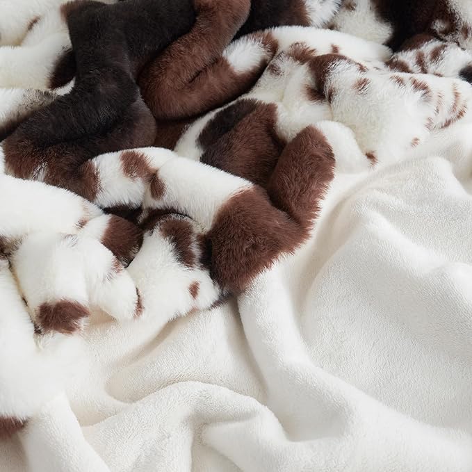 Cozy Bliss Cow Print Faux Fur Throw Blanket, Animal Printed Blankets Super Soft Warm Thick Fluffy Throws Home Decor for Couch Bed Sofa Women (Black&Coffee Cow, 50x60 Inches)