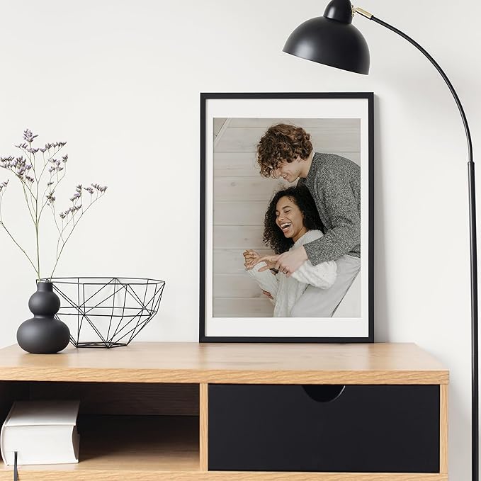 Axeman 18x24 Poster Frame with Mat for 16x20, Solid Oak Wood Picture Frame with Tempered Glass, Wooden 18''x24'' Minimalist Photo Frame with Free Wall Hooks for Art Photo and Prints, Set of 2, Black