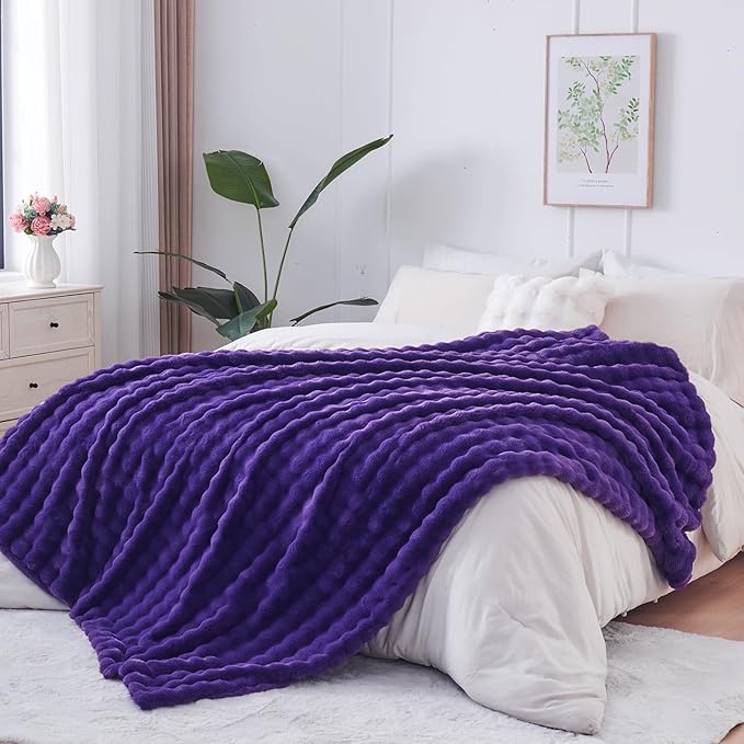 NEWCOSPLAY Faux Fur Twin Blanket Purple Bubble Blanket Thick Warm Soft for Couch Sofa Bed 550GSM (Purple, Twin(60"x80"))