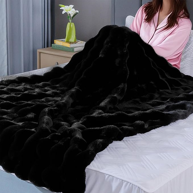 Black Faux Fur Thick Bed Soft Throw Blanket 60X80 for Couch Living Room Fluffy Bubble Faux Rabbit Fur Blanket Warm Bunny Blanket Home Decor 860 GSM