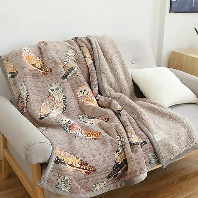 UKELER Flannel Sherpa Throws 60'' x 50'' - Cute Colorful Owl Design Soft Plush Flannel Blanket Throws for Bed/Couch/Sofa/Office/Camping