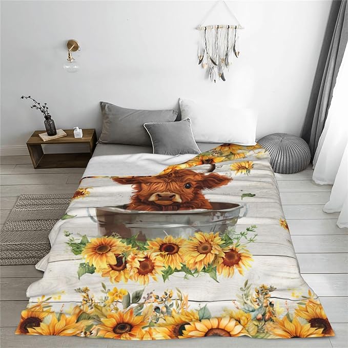 Highland Cow Sunflower Blanket Cow Throw Blankets Cozy Fleece Flannel Blanket Bedding Highnald Cow Gifts for Men Women Boys Girls Kids Teens for Couch Sofa Bed Decor 50"X60"