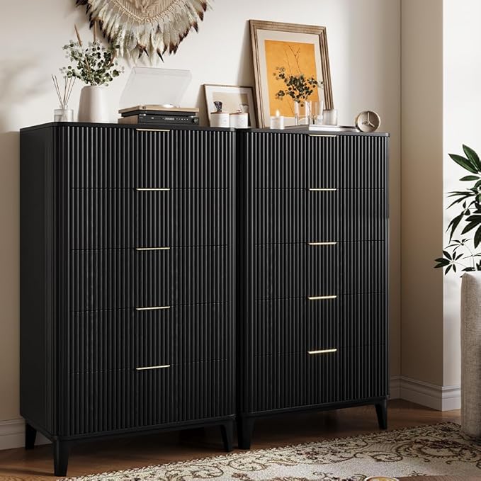 Fluted 5 Drawers Dresser for Bedroom, 45" Modern Tall Chest of Drawers with Wood Grain, Farmhouse Wooden Vertical Dresser, Curved Profile Design, Wood Drawer Organizer for Closet, Hallway Black