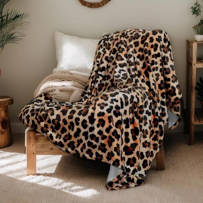 Leopard Print Fluffy Throw Blanket – Small Cozy Soft Blanket for Couch or Bed, Cute Cheetah Print Decor, for Women, 40×50 Inches