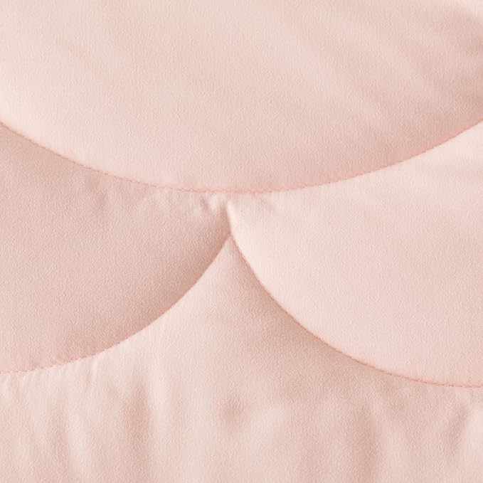 CLOTHKNOW Pink Floral Twin/Twin XL Comforter Set 3Pcs Daisy Puff Bedding Comforter Sets Boho Comforter Soft Pink Comforter Sets