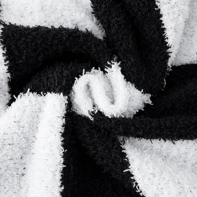 YIRUIO Throw Blankets Checkered Queen,King Size Big Fluffy Fuzzy Warmer Comfort Reversible Super Soft Cozy Decor for Home Bed Couch Sofa Room (Black, 80''x90'')