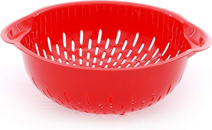 Mintra Home Mixing Bowl w/Colander (Large 4.5L, Red) - For Washing & Draining Fruits And Vegetables - Heavy Duty Plastic for Baking, Cooking Supplies - Dishwasher Safe