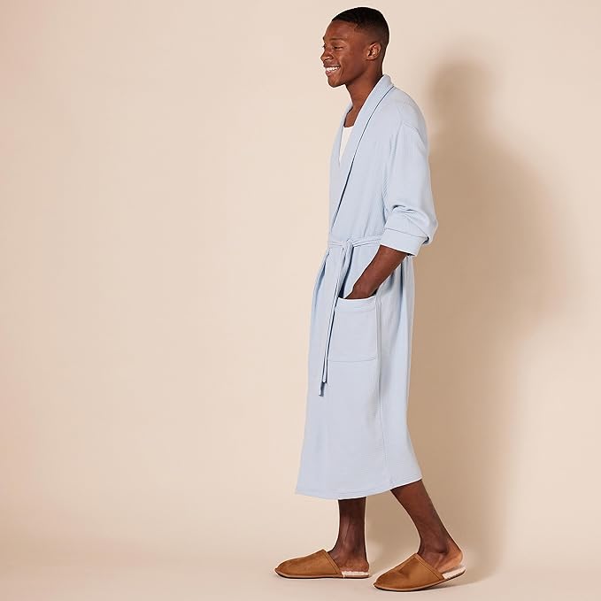 Amazon Essentials Men's Lightweight Waffle Bathrobe (Available in Big & Tall)