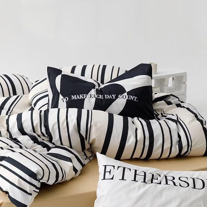 Luxlovery Black and White Comforter Set Full Striped Beige Black Bedding Comforter Men Modern Vertical Stripe Blanket Quilts Fashion Geometric Soft Breathable Comforter Sets for Adults Teens