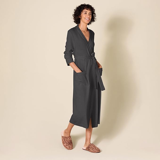 Amazon Essentials Women's Lightweight Waffle Full-Length Robe (Available in Plus Size)