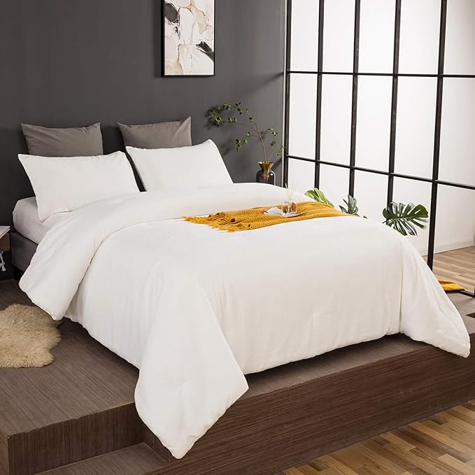 Luxlovery White Fluffy Comforter Cal King Velvet Bedding Set California King Solid Sherpa Micromink Blanket Quilts Winter Warm Plush Flannel Bedding Comforter for Women Men