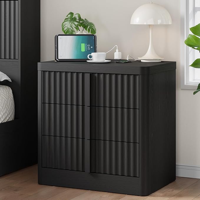 Fluted Night Stand with Charging Station, 23.6" Nightstand with Solid Wood Handle, Mid Century Moden Bedside Table End Table 3 Drawer Dresser for Bedroom, Living Room, Black