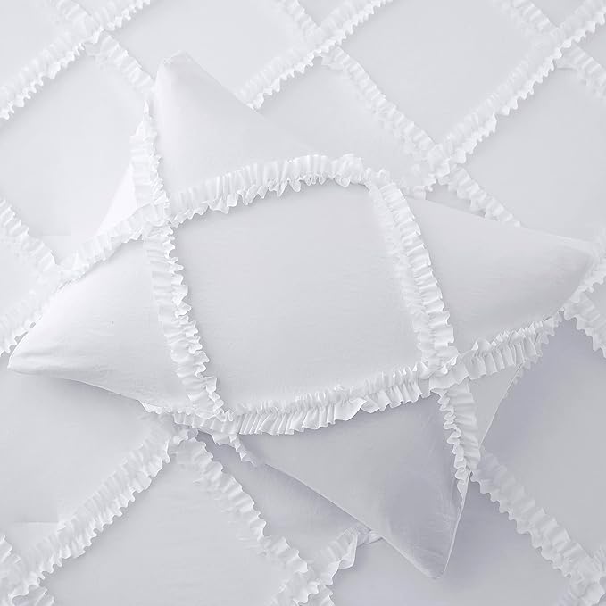 Bonlino King Comforter Set Soft Bedding - 3 Pcs Tufted Decor Fluffy Comforter Boho Bed in a Bag with Cute Lightweight Pillowcase for Dorm Farmhouse Bedroom Luxury Gift(White)