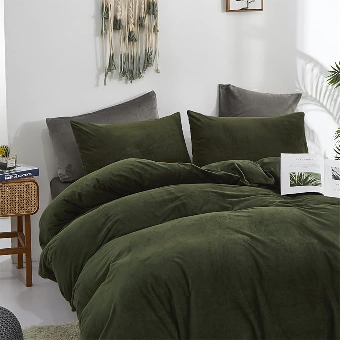 Luxlovery Army Green Velvet Comforter Set Full Dark Green Flannel Bedding Comforter Set Blackish Green Minimalist Bedding Set Heavyweight Soft Blanket Quilts Modern Winter Warm Comforter Set