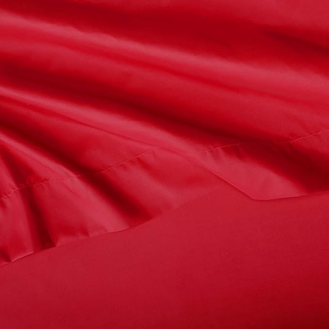 Amazon Basics Kid's Soft Easy-Wash Lightweight Microfiber 3-Piece Sheet Set, Toddler, Red, Solid
