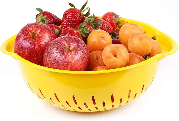 Mintra Home Mixing Bowl w/Colander (Large 4.5L, Yellow) - For Washing & Draining Fruits And Vegetables - Heavy Duty Plastic for Baking, Cooking Supplies - Dishwasher Safe