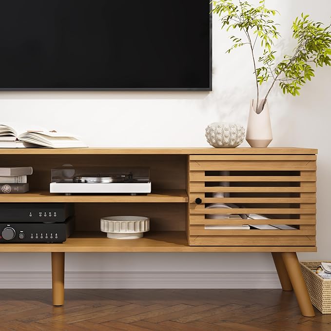 61" Mid Century Modern TV Stand for 50/55/60/70 inch TV, TV Media Console with Slatted Doors for TVs up to 70", Entertainment Center with Storage for Living Room, Bedroom, Oak