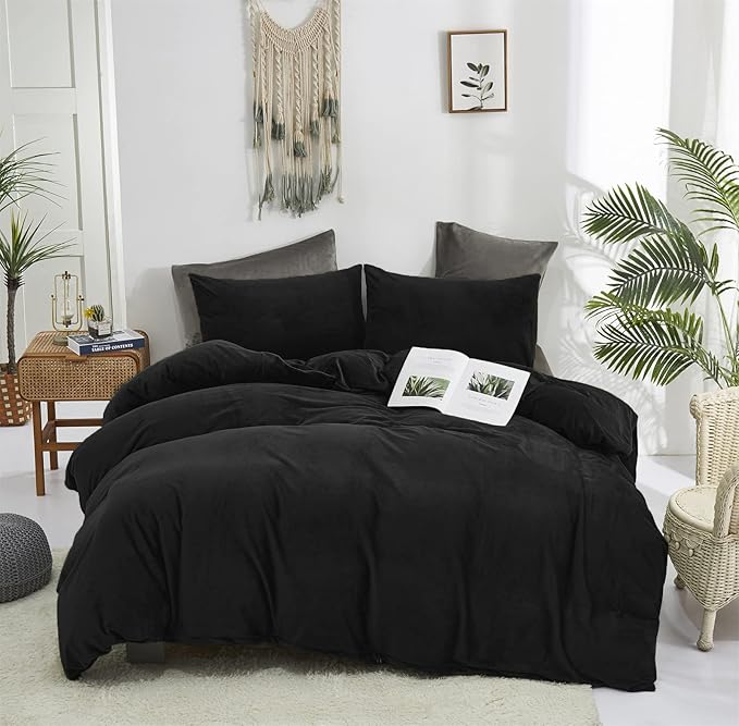 CLOTHKNOW Black California King Comforter Set Fluffy Velvet Bedding Comforter Sets Soft Flannel Comforters Black Comforter with 2 x Pillow Cases