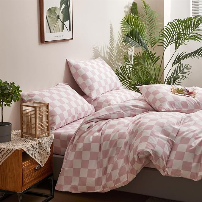 CLOTHKNOW Pink Plaid Comforter Set California King 3Pcs Pink White Bedding Comforter Sets Checker Comforter Soft Grid Comforter Sets Cal King