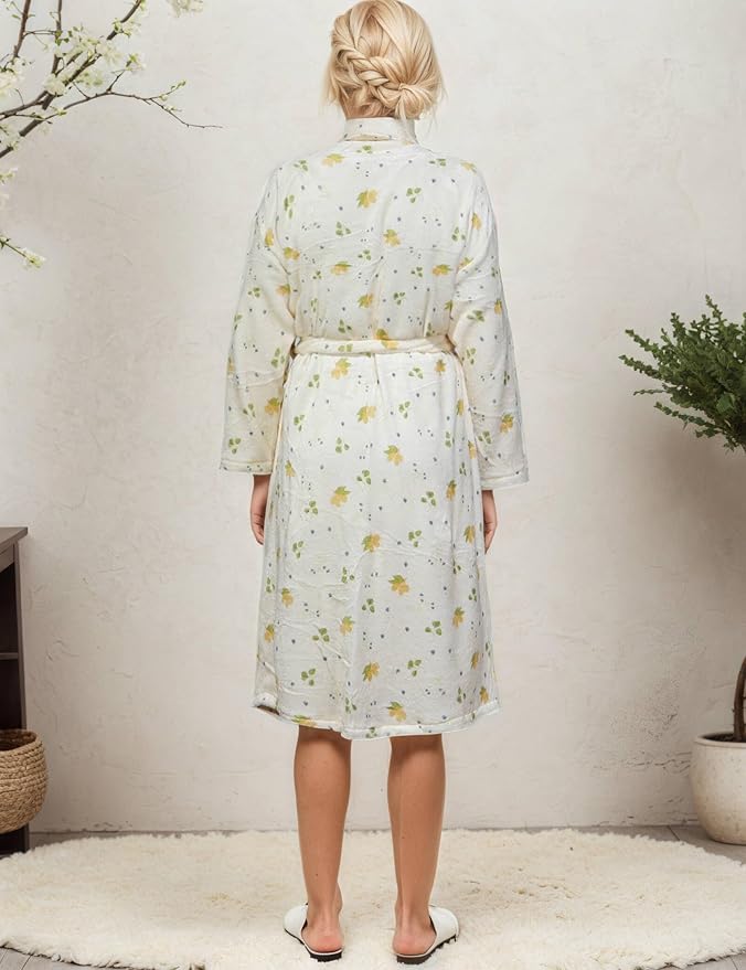 Women Fleece Floral Fruit Print Bathrobe Soft Flannel Lounge Robe Cute Fall Robe Lightweight Warm Gown with Belt