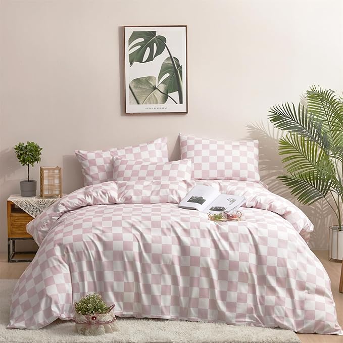 CLOTHKNOW Pink Plaid Comforter Set California King 3Pcs Pink White Bedding Comforter Sets Checker Comforter Soft Grid Comforter Sets Cal King