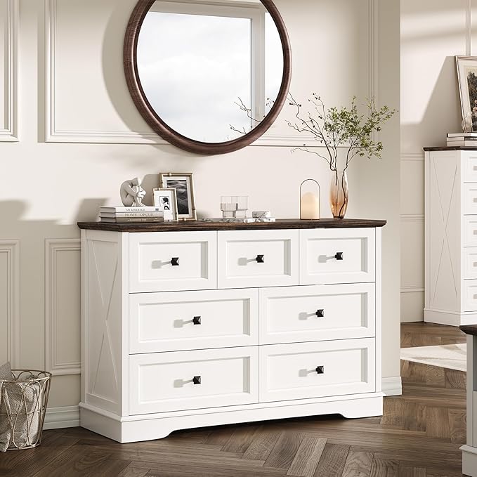 Farmhouse 7 Drawers Dresser for Bedroom with Charging Station, Wide 7 Chest of Drawers, White Wood Dressers Organizer for Closet, Modern Storage Organizer Cabinet for Living Room,Hallway & Entryway